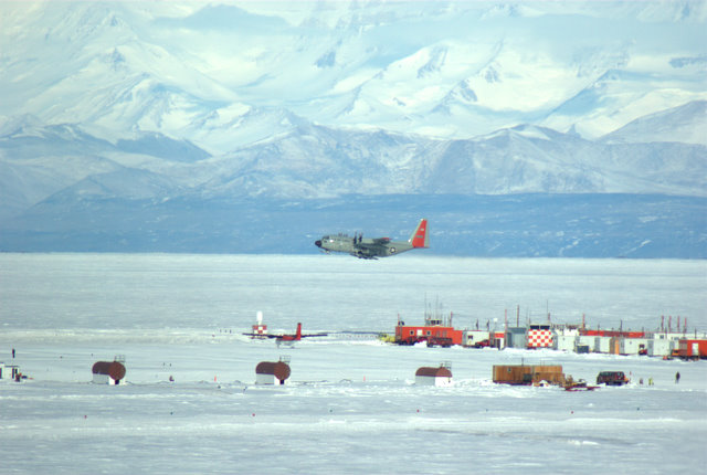 Take off of LC-130 from ice runway